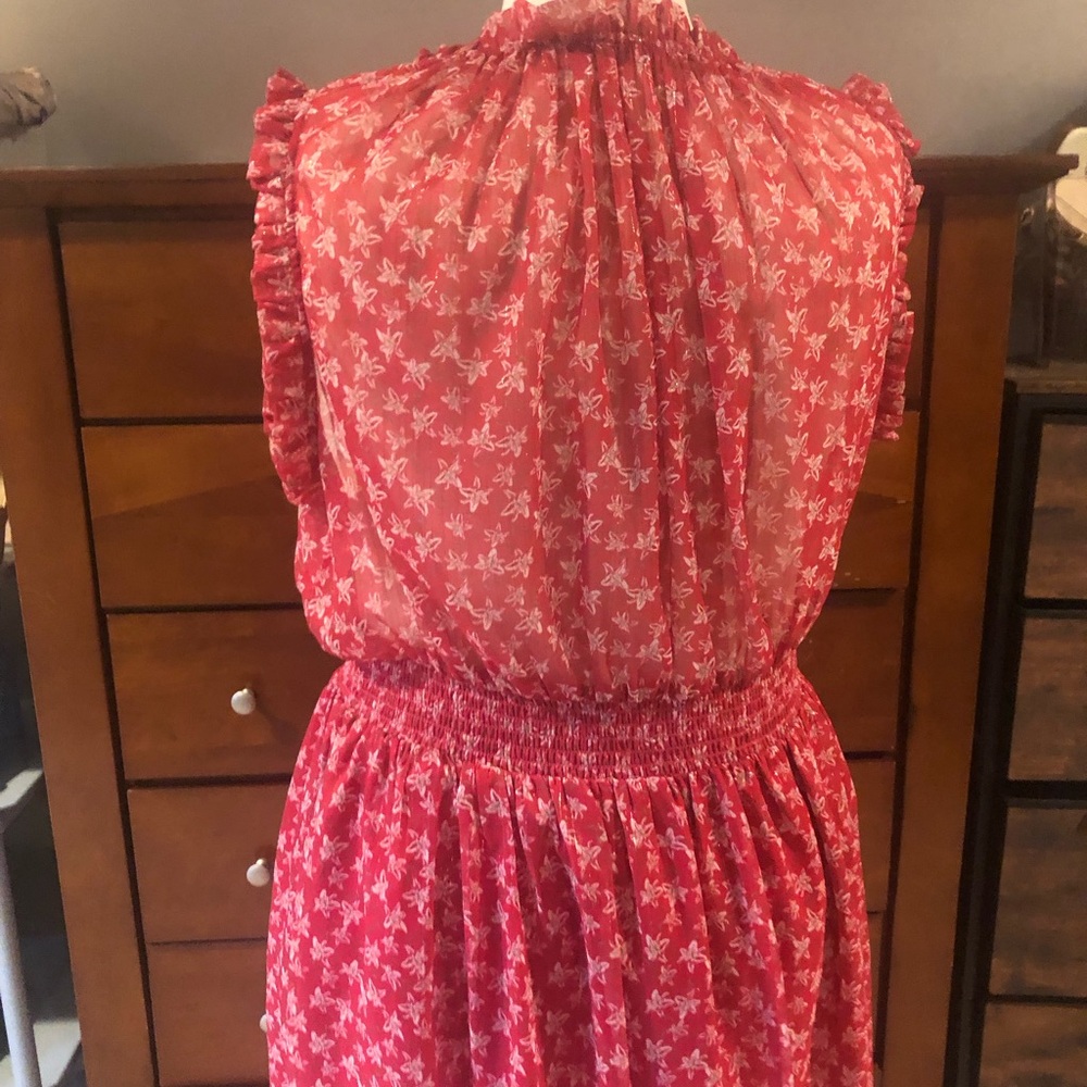 Red Floral Smocked Waist Sleeveless Dress - Picture 5 of 6